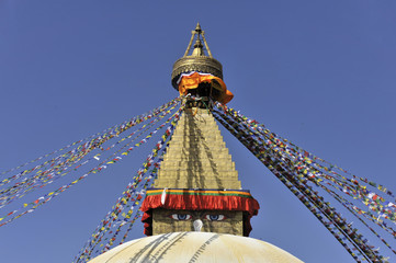Stupa Bodnath oder Boudhanath oder Boudha, UNESCO-Weltkulturerbe, aufgemalte Augen, bunte Gebetsfahnen, tibetischer Buddhismus, Kathmandu, Kathmandutal, Nepal, Asien