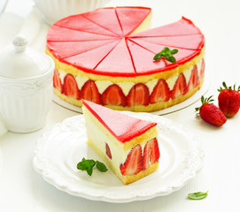 Frese cake with strawberries.
