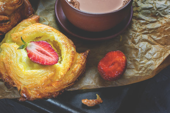 Packs puff pastry of cheese, home-European. Home making buns for tea.