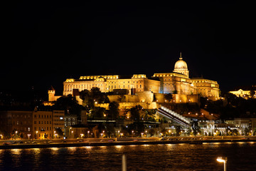 Węgry Budapeszt noc