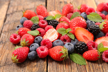 fresh berry fruit