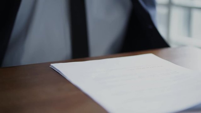 Businesman signature 