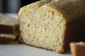 Lemon pound cake