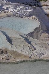 Piscinas naturales en Pamukkale, Turquía