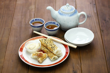 sesame wafer prawn rolls, chinese dim sum