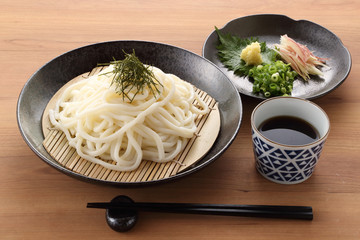ざるうどん