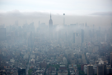 New York, grattacieli tra le nuvole