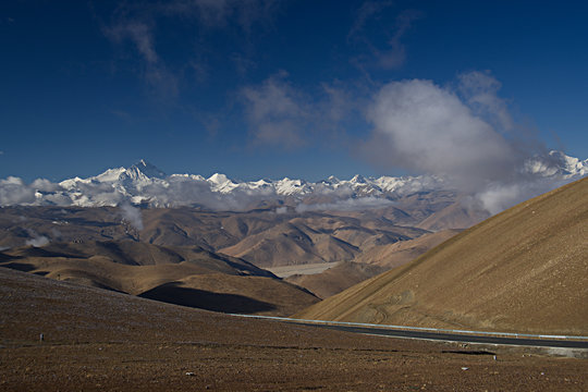 Mt. Everest from Kya Wu Lah Pass in Tibet B