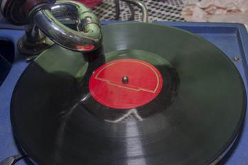 Audioplate on ancient record player