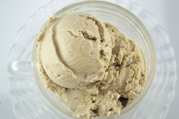 ice cream, cinnamon