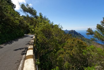 Teneriffa - Straßen im Anaga-Gebirge
