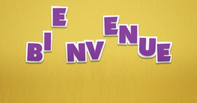 Bienvenue. Le mot fran&ccedil;ais vole en tant qu'animation de stop-motion d'en haut.