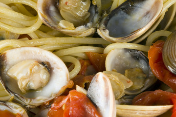 Spaghetti con vongole