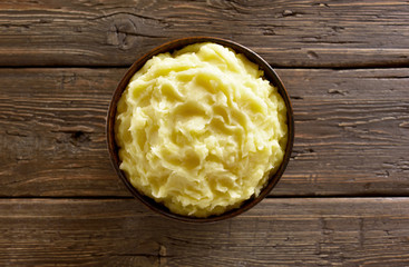 Mashed potatoes in bowl