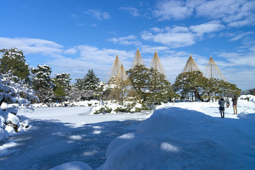 冬の金沢　雪の兼六園