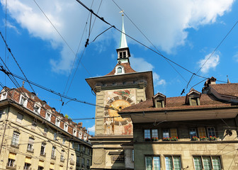Fototapeta na wymiar Zytglogge on Marktgasse street with shopping area Bern