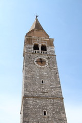 Fototapeta na wymiar Kirchturm von Umag