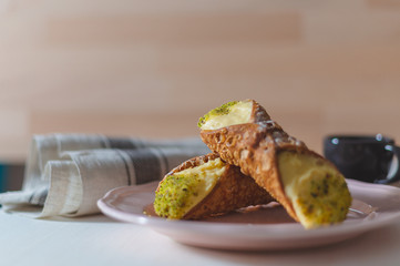 Sicilian Cannoli 