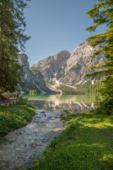 Fototapeta na wymiar Lago di Braies