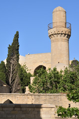 Fototapeta na wymiar The mosque in the Shirvanshah palace in Baku,Azerbaijan