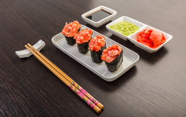 Japanese food, spicy gunkan roll