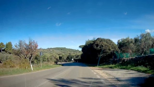 17711_The_curvy_road_in_Italy_as_seen_on_the_dash_camera.mov