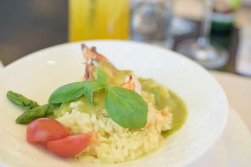 risotto with asparagus and shrimp