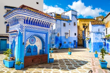 Crédence en verre imprimé Maroc Belle vue sur la place de la ville bleue de Chefchaouen. Lieu : Chefchaouen, Maroc, Afrique. Image artistique. Monde de la beauté