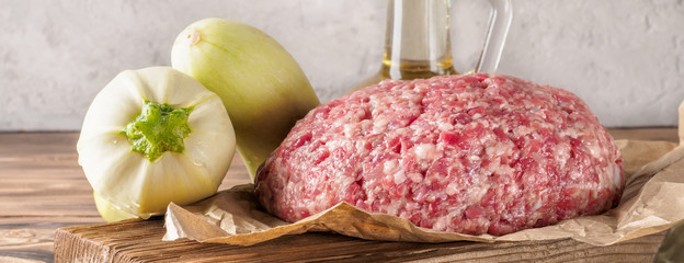 Mixe of ground meat minced beef and pork - 206687592