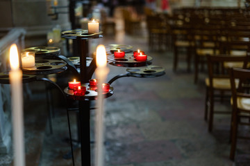 F, Burgund, Département Jura, Region Bourgogne-Franche-Comté, Dole, Stiftskirche Notre-Dame,...