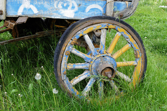 Turkish classical horse carriage
horse car wheel,



