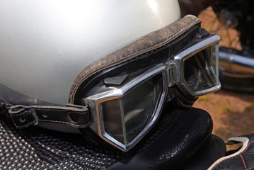 Motorradbrille