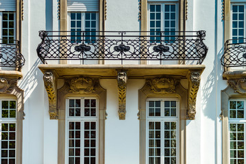 Fototapeta premium Beautiful old windows in historical center of Strasbourg