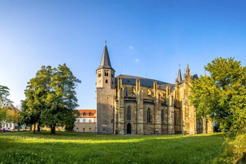 Fototapeta na wymiar Bad Wimpfen, Stiftskirche, Kloster 