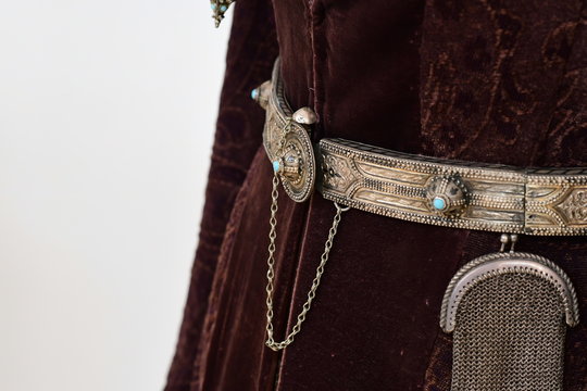 circassian kostum