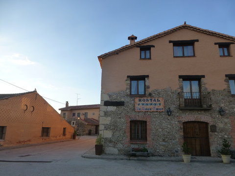 Sotosalbos, pueblo de España, en la provincia de Segovia, comunidad autónoma de Castilla y León.