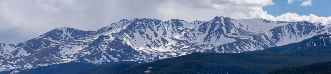 Fototapeta na wymiar Colorado Mountain Landscape Near the Ski Resort of Vail 7