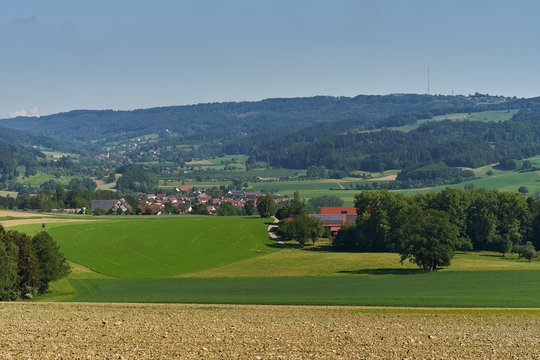 Blick ins Deggenhausertal, einer Gemeinde im Bodensee-Hinterland. Baden-W&uuml;rttemberg, Deutschland