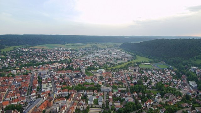 Honberg Sommer Aufnahme mit einer Drone von oben Blick auf Donautal Ruine Honburg in Tuttlingen in S&uuml;ddeutschalnd in Europa