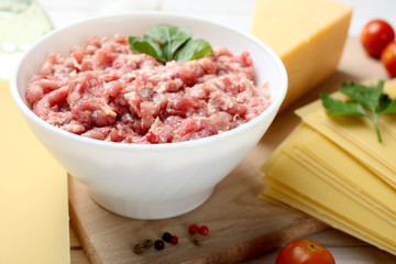 Products for cooking lasagna