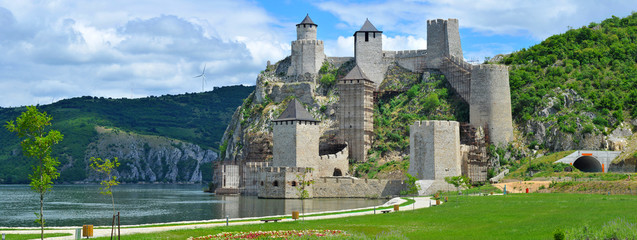 Panoramic view of Golubac fortress