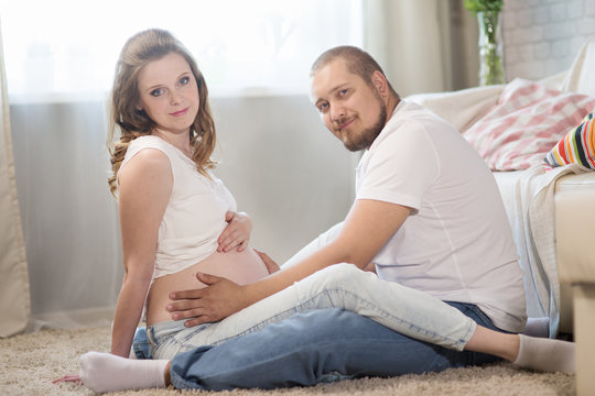 Husband and pregnant wife
