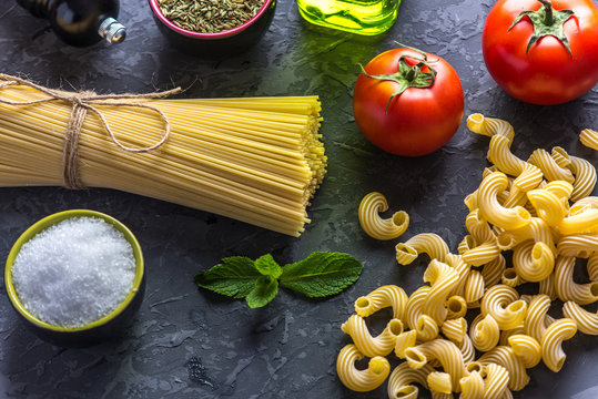 รูปภาพCavatappi – เลือกดูภาพถ่ายสต็อก เวกเตอร์ และวิดีโอ6,014 | Adobe Stock
