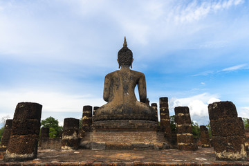 Fototapeta premium Buddha statue in Sukhothai Historical Park