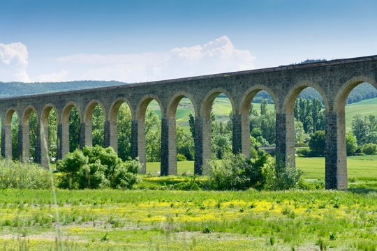 Acueducto romano. Noain Navarra Spain