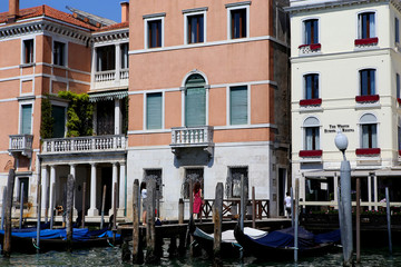 Fototapeta na wymiar Palaces on the grand canal, Venice, Italy