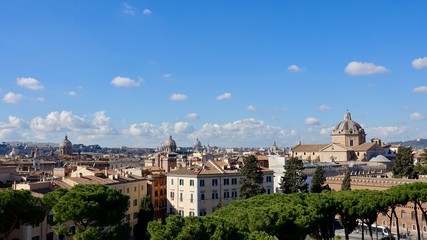 Fototapeta na wymiar Rom Stadtpanorama, Weitblick über die ewige Stadt