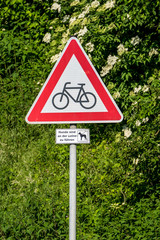 Achtung Radweg
