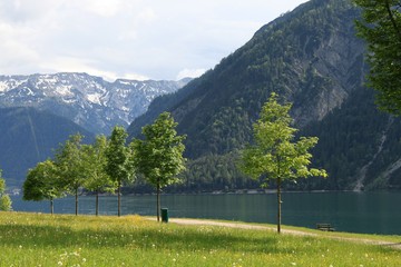 Fototapeta na wymiar Berge in Tirol