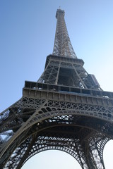 Tour Eiffel vue du bas